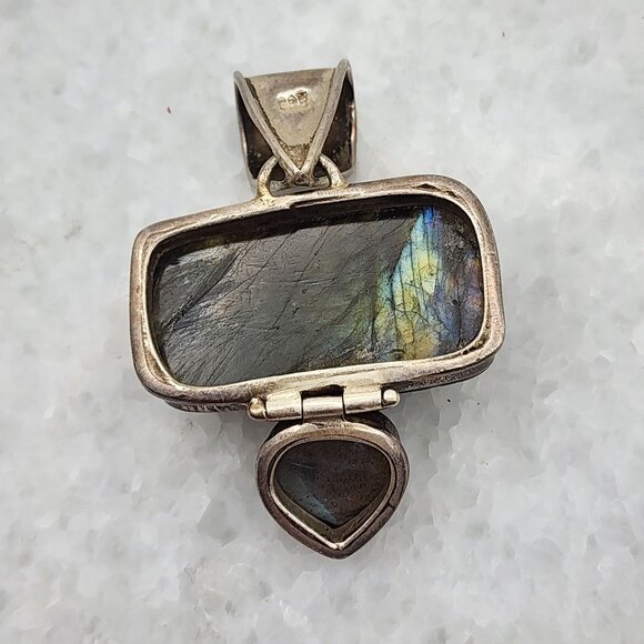 Carved Labradorite Snake Pendant 925 Sterling - Picture 7 of 8